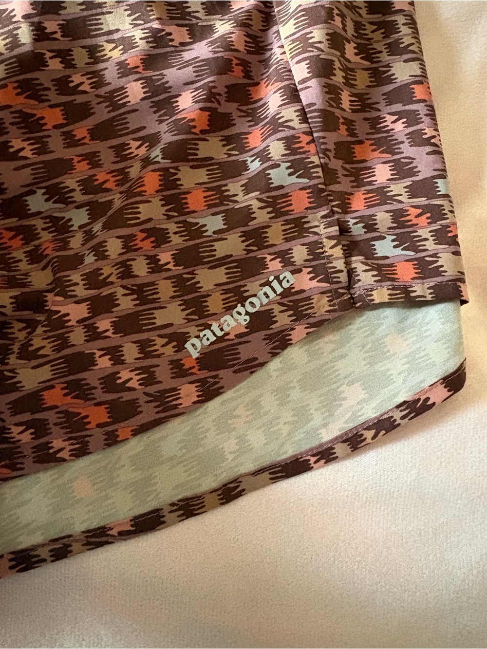 Patagonia Women’s Printed Multi Trail Shorts in Mauve and Rust - Picture 2 of 8